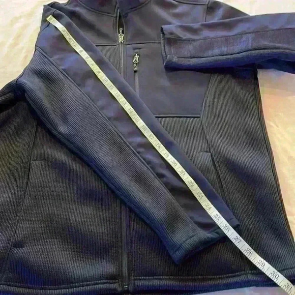 Swiss Tech men’s jacket size large with 3 pockets - Picture 9 of 12